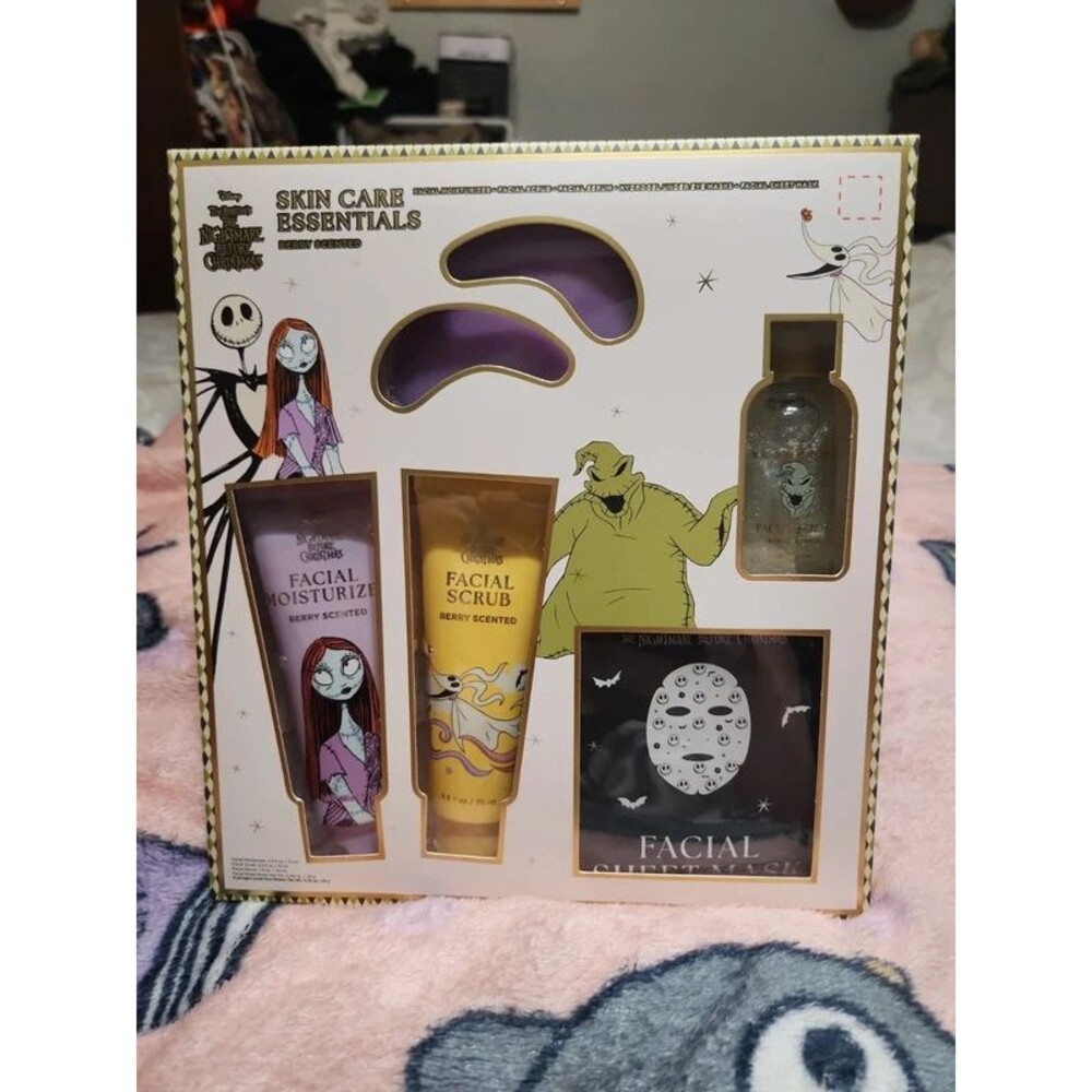 Disney Nightmare Before Christmas Skin Care Gift Set